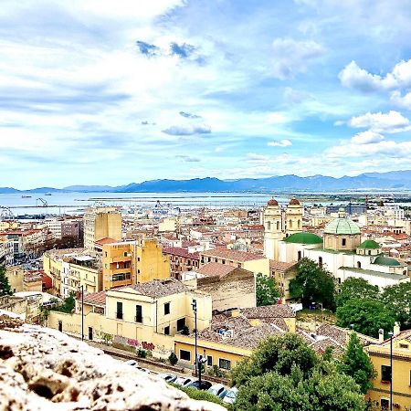 La Casetta In Castello Cagliari Centro ภายนอก รูปภาพ