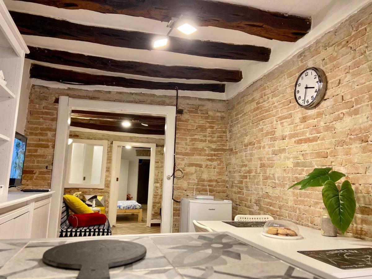 La Casetta In Castello Cagliari Centro ภายนอก รูปภาพ
