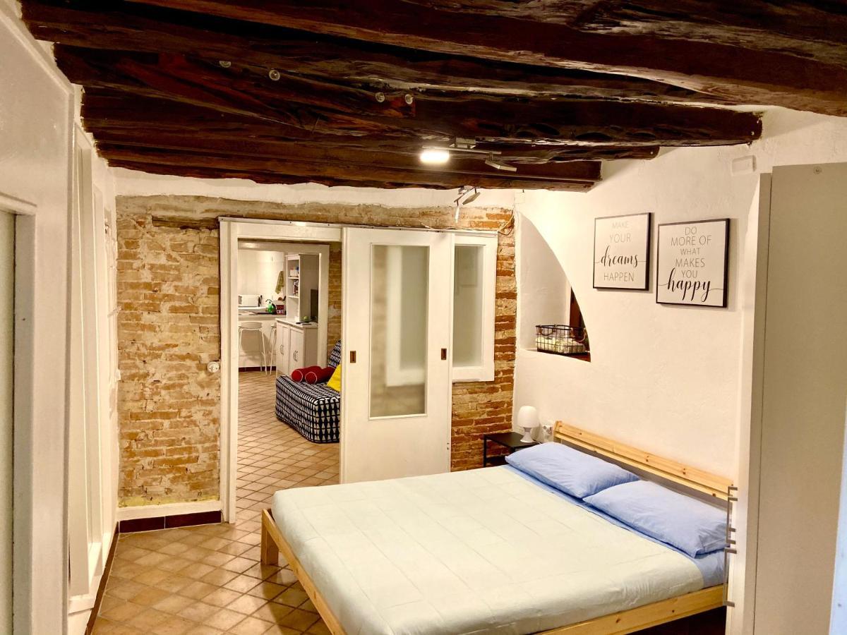 La Casetta In Castello Cagliari Centro ภายนอก รูปภาพ